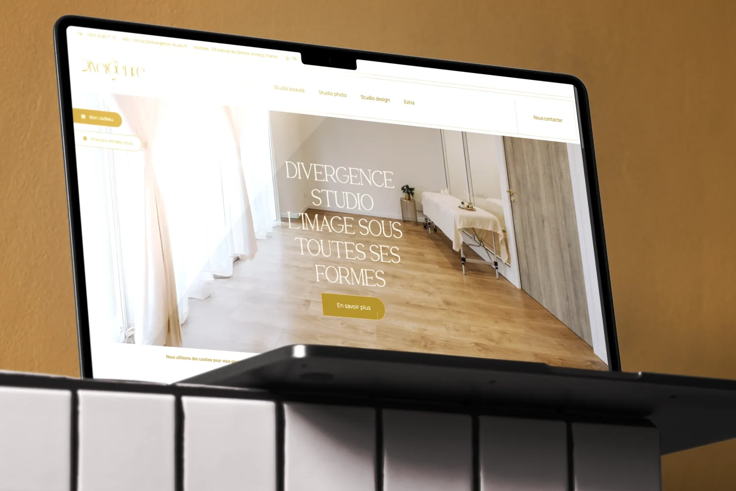 SITE BROWN DIVERGENCE